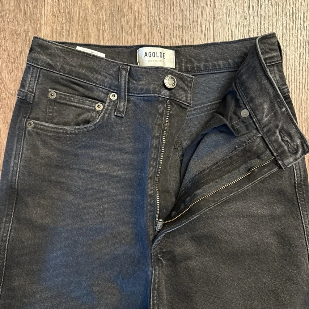 NWOT AGOLDE  organic cotton, long black jeans with stretch size 27 $248 msrp